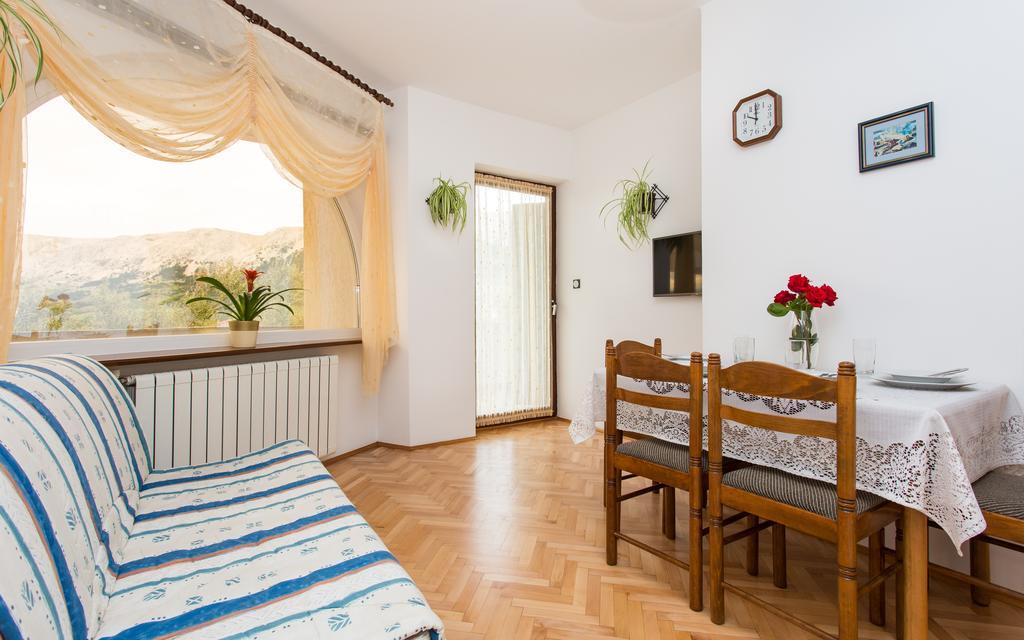 Apartments Lucija Baška Extérieur photo