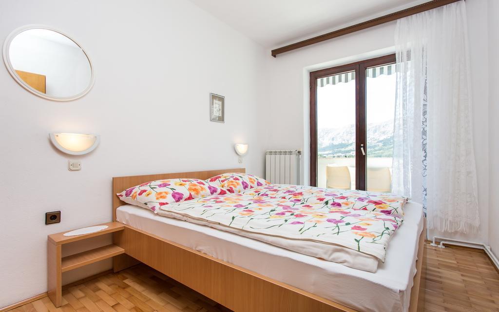 Apartments Lucija Baška Extérieur photo