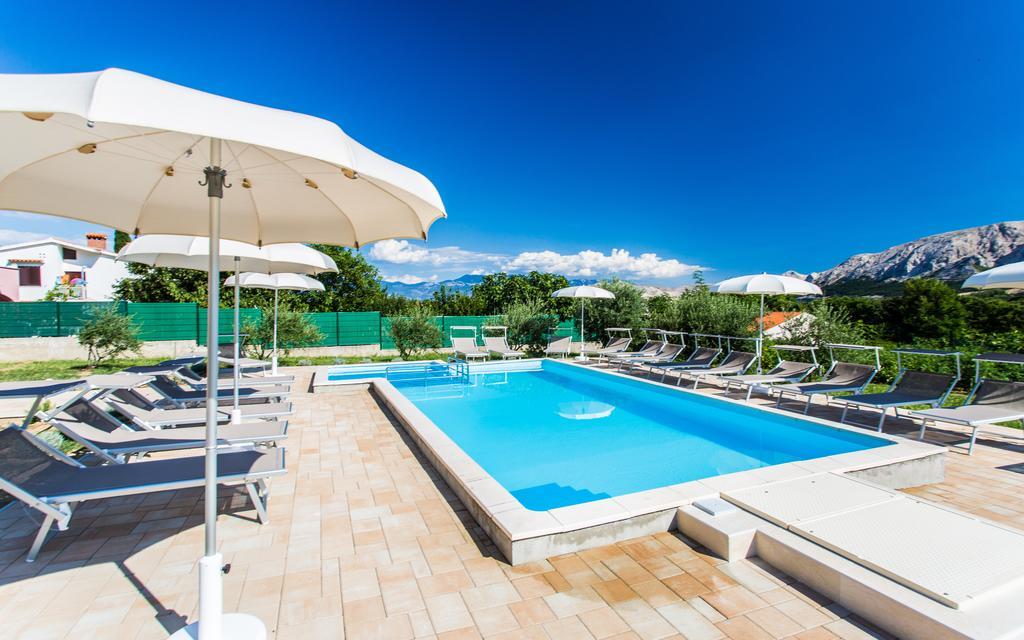 Apartments Lucija Baška Extérieur photo
