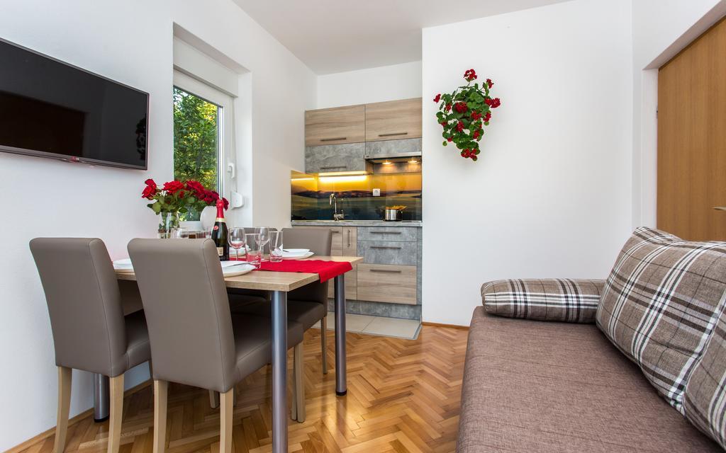 Apartments Lucija Baška Extérieur photo